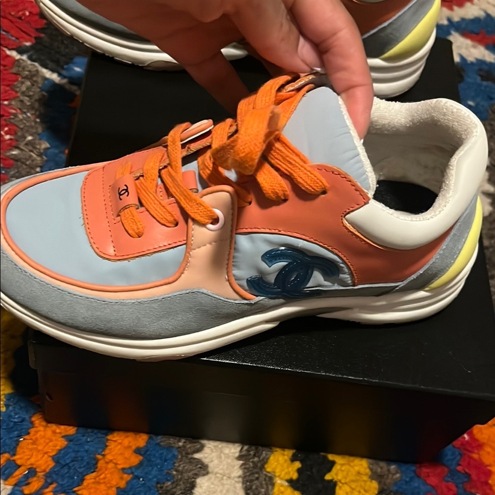 CHANEL Trainers like NEW | Box + Dust Bag - Picture 7 of 8